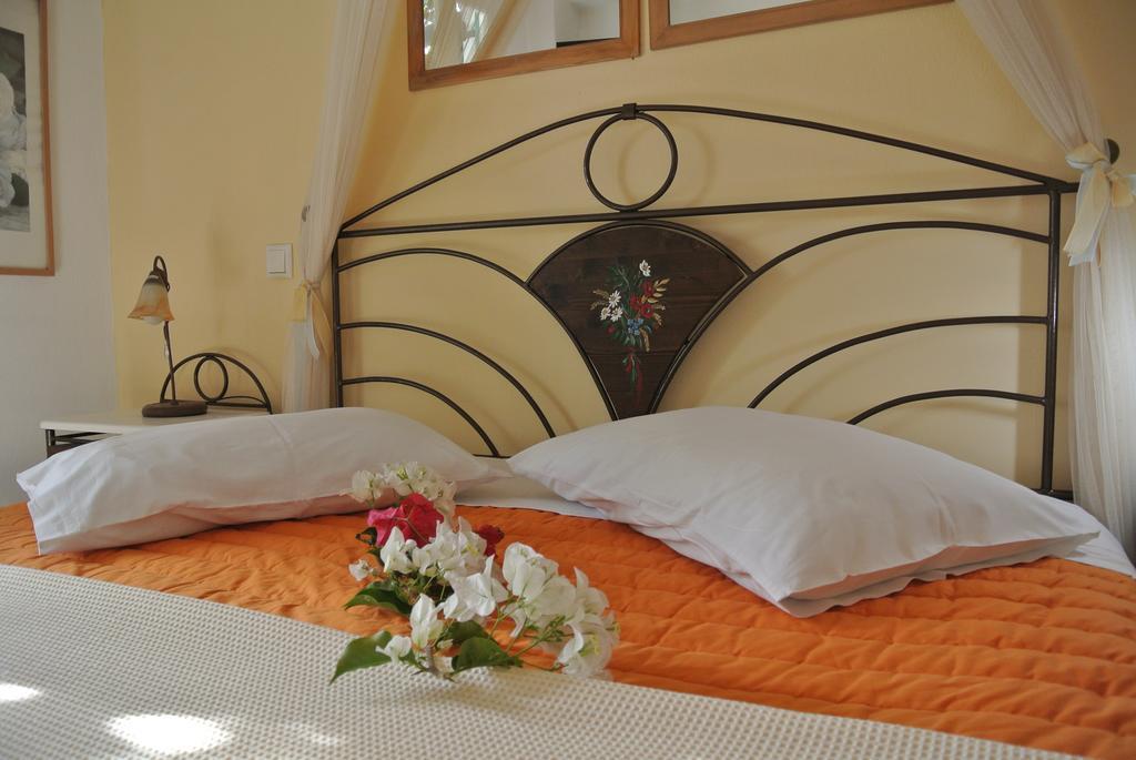 Meltemi Aparthotel บาทซี ภายนอก รูปภาพ