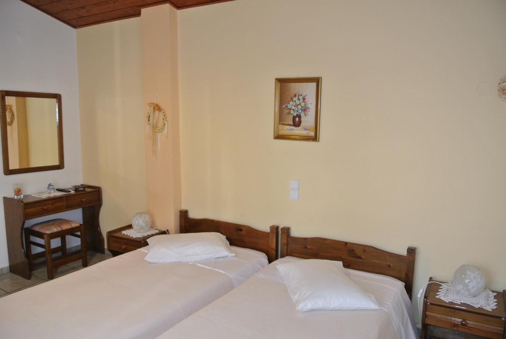 Meltemi Aparthotel บาทซี ภายนอก รูปภาพ