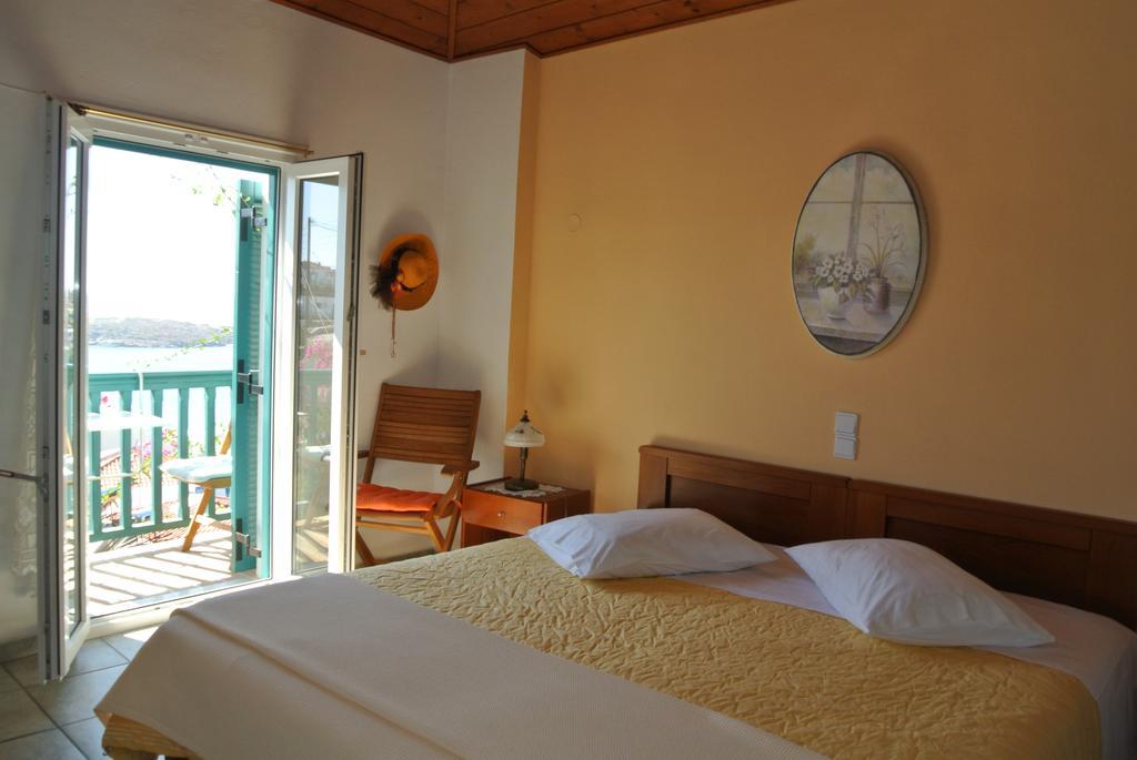 Meltemi Aparthotel บาทซี ภายนอก รูปภาพ